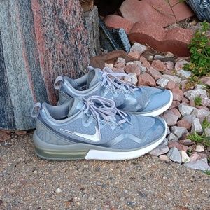 Nike Air Max fury light blue athletic sneakers workout running shoes womens